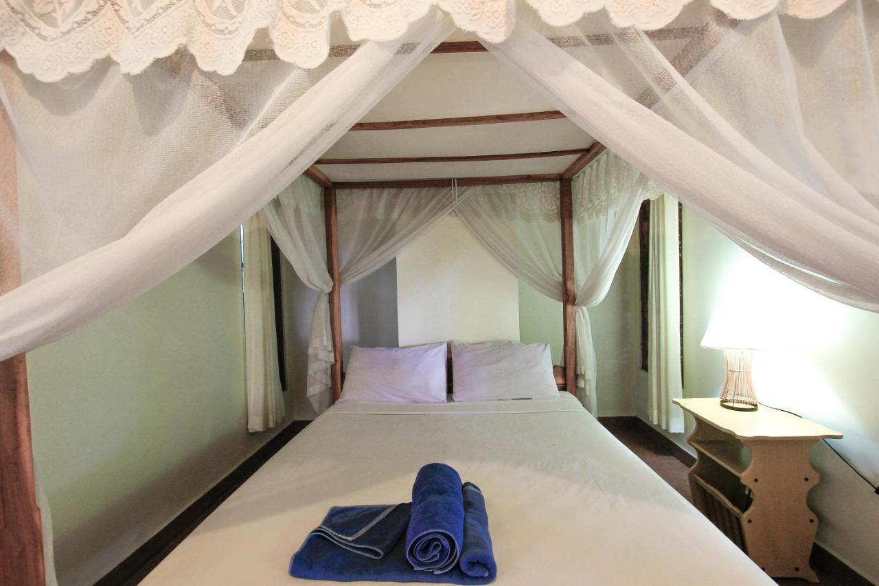 Hotel Ganesha Amed Extérieur photo